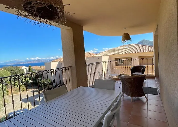 Superbe T2 Avec Grande Terrasse Et Vue Isola Celeste