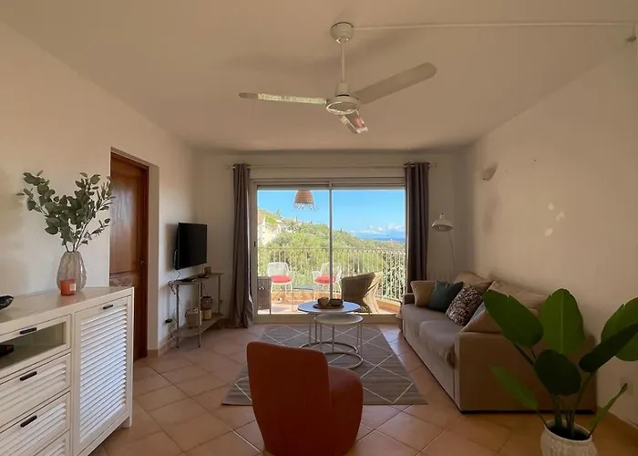 Appartement Superbe T2 Avec Grande Terrasse Et Vue Résidence Isola Céleste LʼÎle-Rousse
