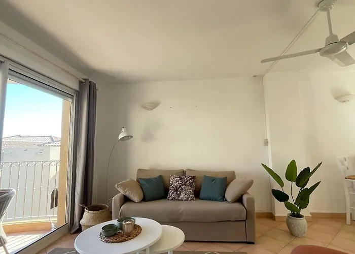 Appartement Superbe T2 Avec Grande Terrasse Et Vue Résidence Isola Céleste *