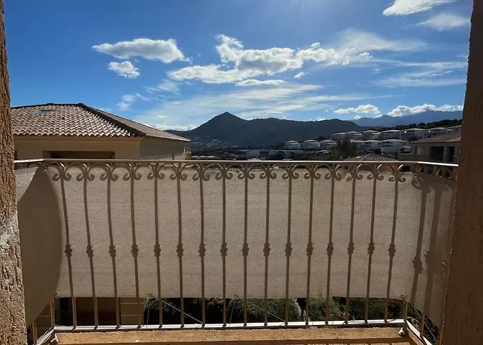 Appartement Superbe T2 Avec Grande Terrasse Et Vue Résidence Isola Céleste *